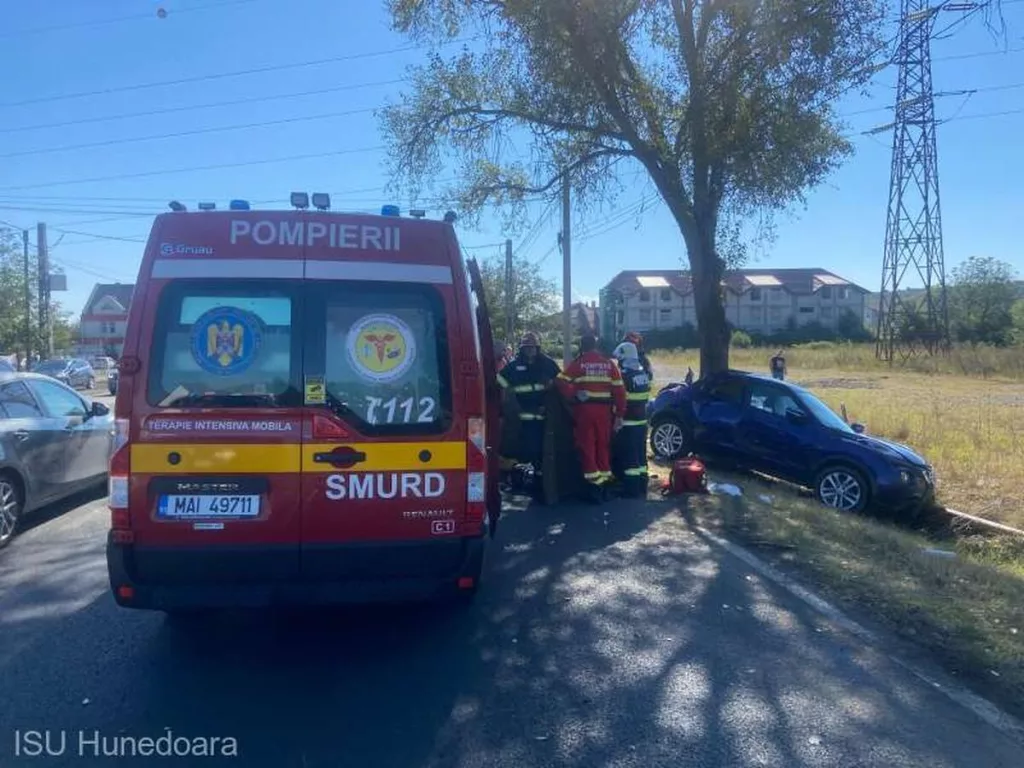Un mort și doi răniți într-un accident provocat de un șofer băut