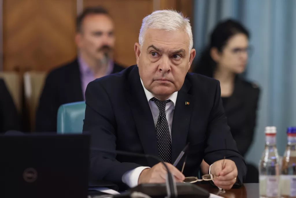 Ministrul Apărării confirmă că bucăți dintr-o dronă rusească au căzut pe teritoriul țării noastre