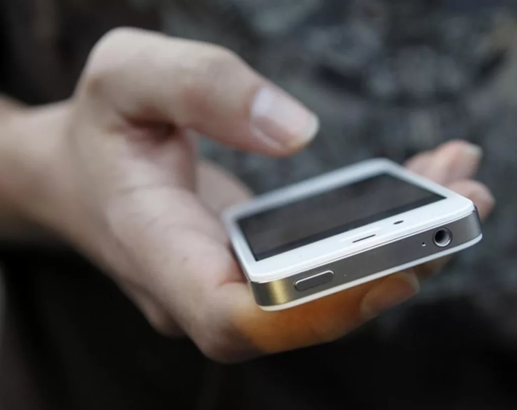 Avertisment BNR: Numerele de telefon ale instituţiei, folosite în scop fraudulos