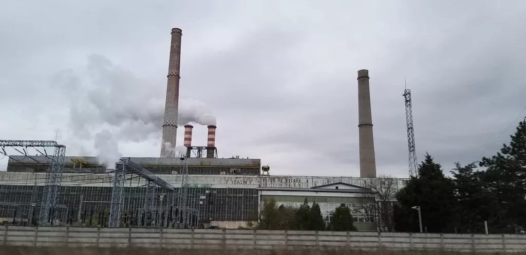 Angajații unei termocentrale din CEO nu știu dacă vor mai lua salarii