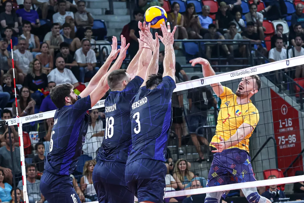 Volei (m) / România a pierdut cu Israel, dar a obținut primul punct la EURO