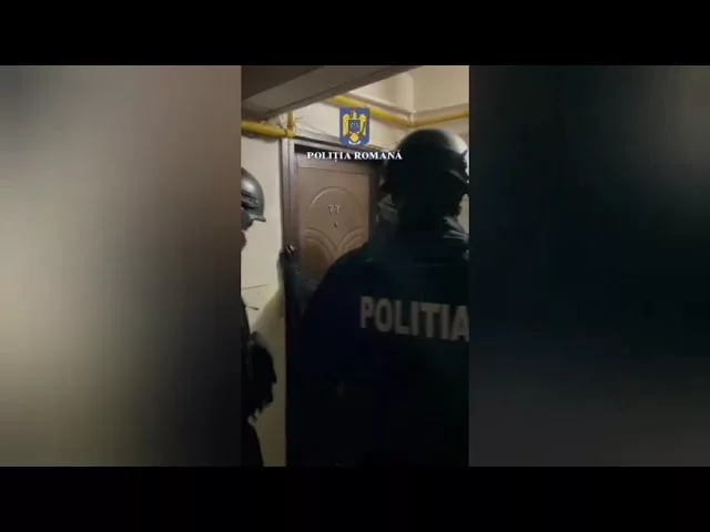 (VIDEO) Percheziții într-un dosar de infracțiuni informatice. Prejudiciu este de 2 milioane de euro
