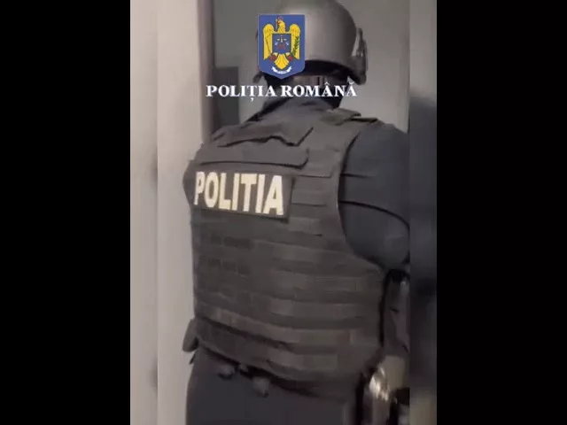 (VIDEO) 16 percheziții și patru bărbați, reținuți, într-un dosar de înșelăciune