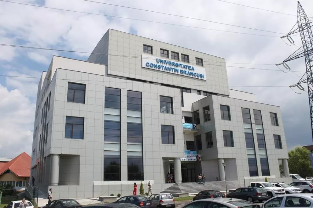 Se deschide anul universitar la Târgu Jiu