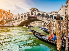 Veneția introduce noi restricții în turism