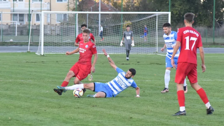 Liga 3 | ACSO Filiași a pierdut la Deva și s-a schimbat liderul în seria 7