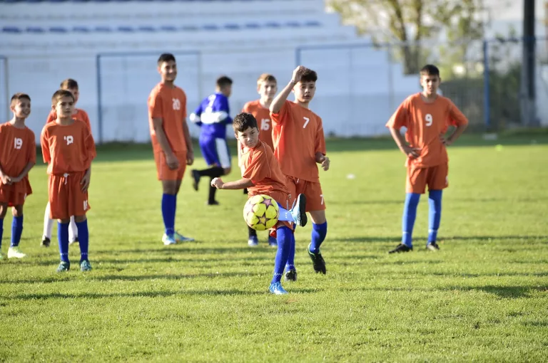 18 echipe la startul „Olimpiadei de fotbal“