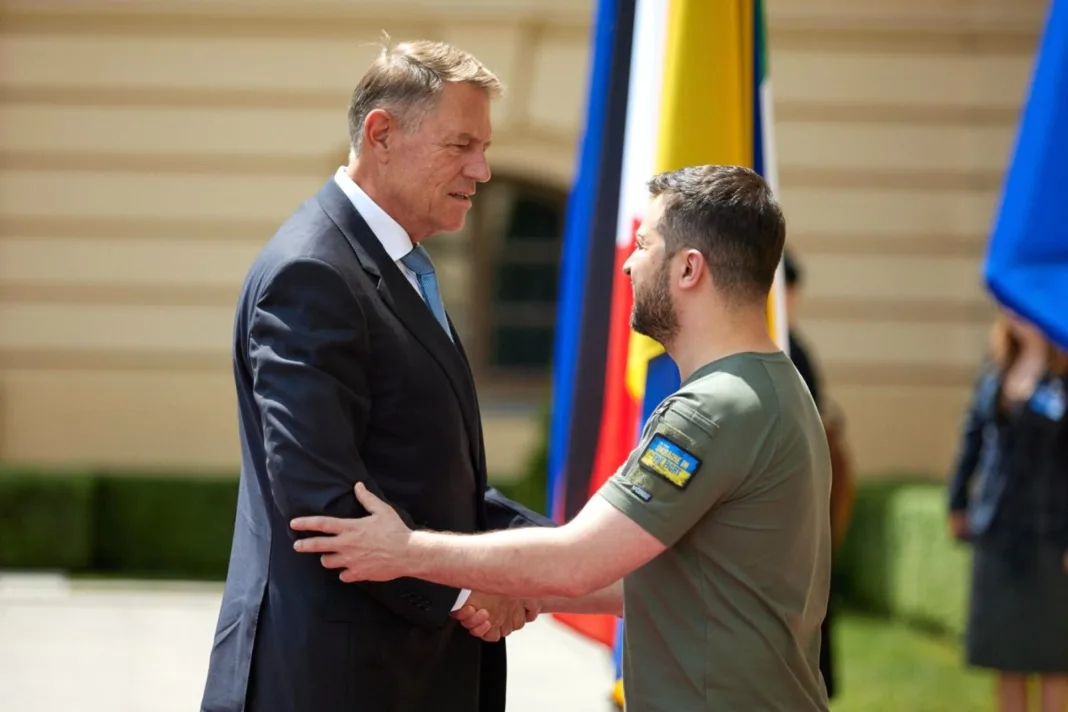 Președintele Ucrainei, Volodimir Zelenski, vine marți în România și va fi primit la Cotroceni de președintele Klaus Iohannis