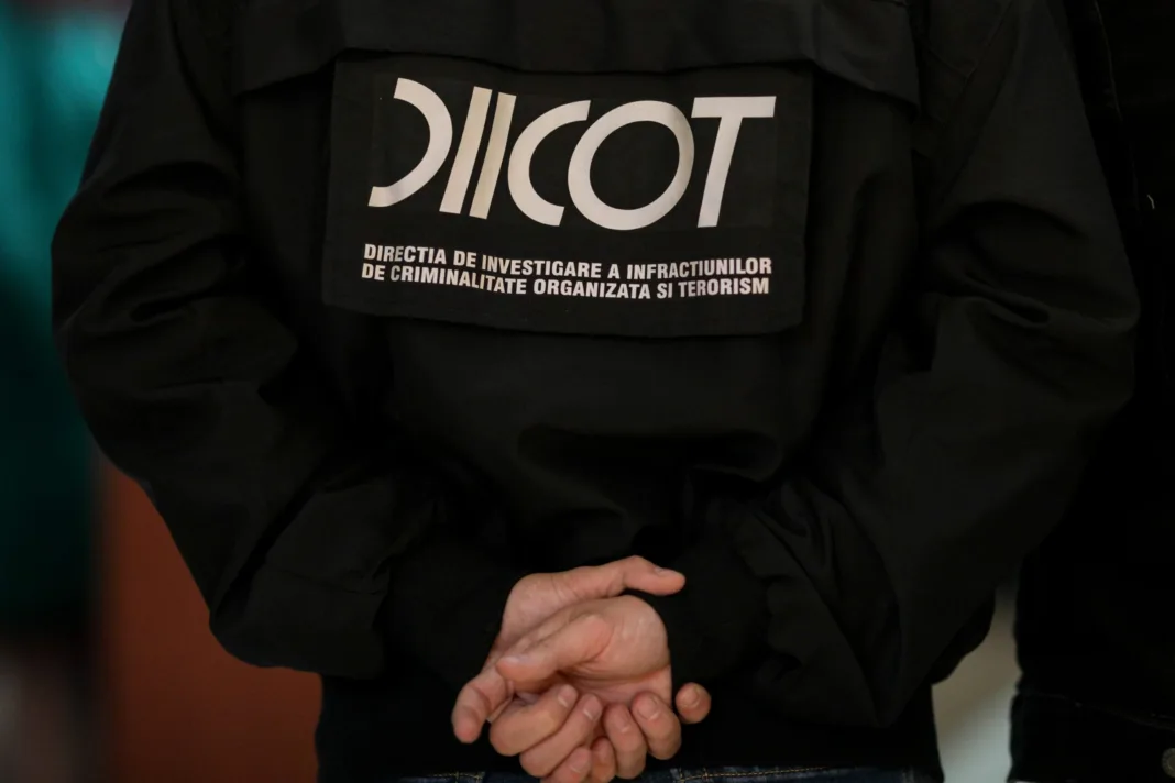Polițiștii Brigăzii de Combatere a Criminalității Organizate Craiova au efectuat 9 percheziții în județul Dolj