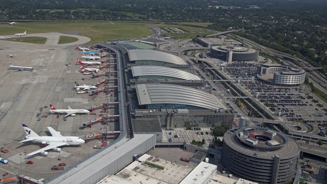 Traficul aerian, suspendat temporar pe Aeroportul din Hamburg