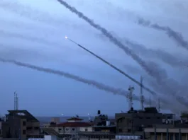 Zeci de rachete au fost trase dinspre fâșia Gaza spre Israel Foto: SAID KHATIB / AFP / Profimedia