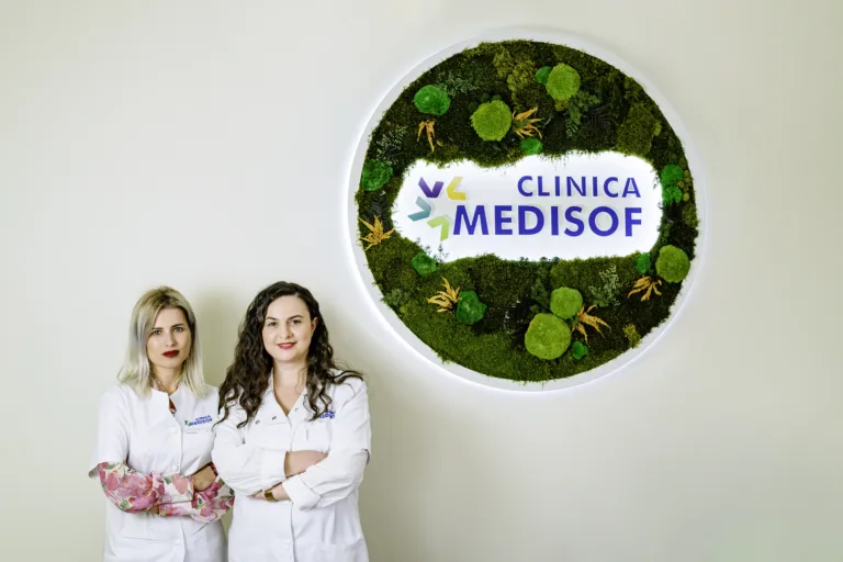 Specialiştii Medisof: Dermatologia în era Internetului şi dublul tăiş al accesului la informaţii