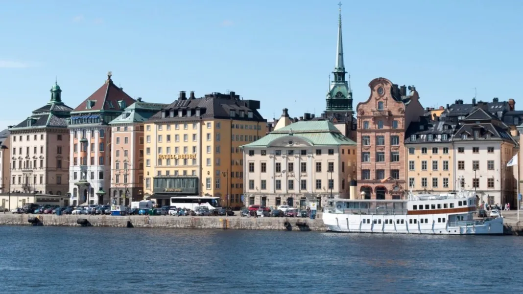 Automobilele pe benzină şi motorină nu vor mai avea voie în centrul oraşului Stockholm din 2025