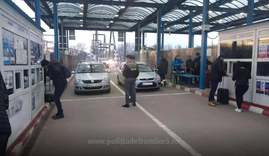 Peste 200.000 de cetățeni au tranzitat punctele de frontieră în prima zi de Paște
