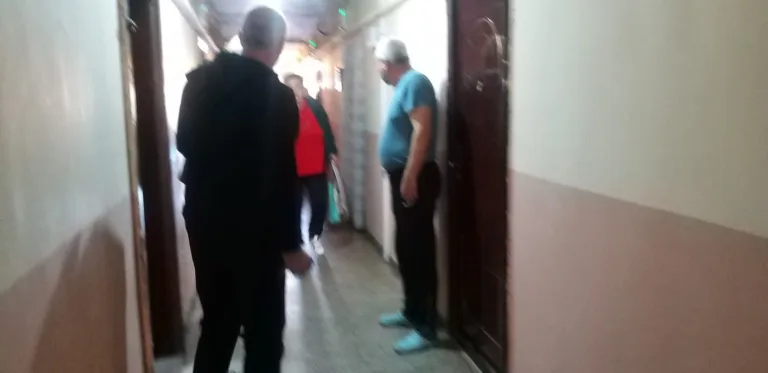 Locatari din căminul C3 putnei