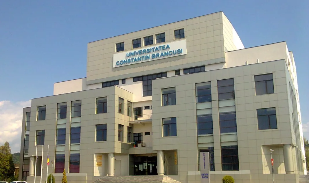 Ziua Națională, marcată miercuri de studenții și profesorii UCB