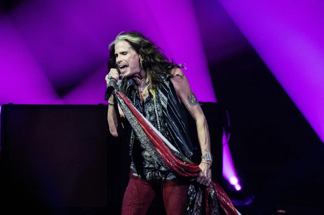 Solistul trupei Aerosmith, Steven Tyler, acuzat de agresiune sexuală