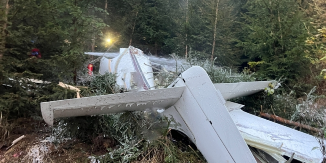 Patru persoane au murit după ce avionul în care se aflau s-a prăbuşit, în Austria