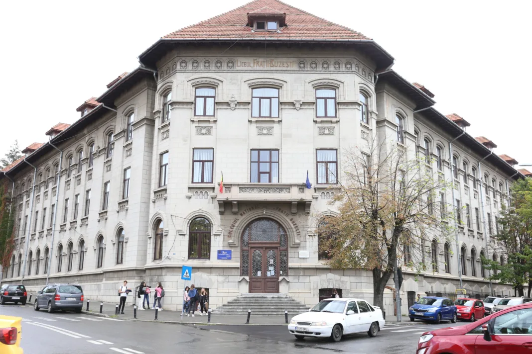 CN “Frații Buzești” Craiova, gazda echipelor României la Olimpiada Balcanică de Informatică pentru Juniori