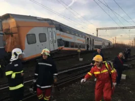 Două trenuri s-au ciocnit în Ungaria. Un tren românesc este blocat