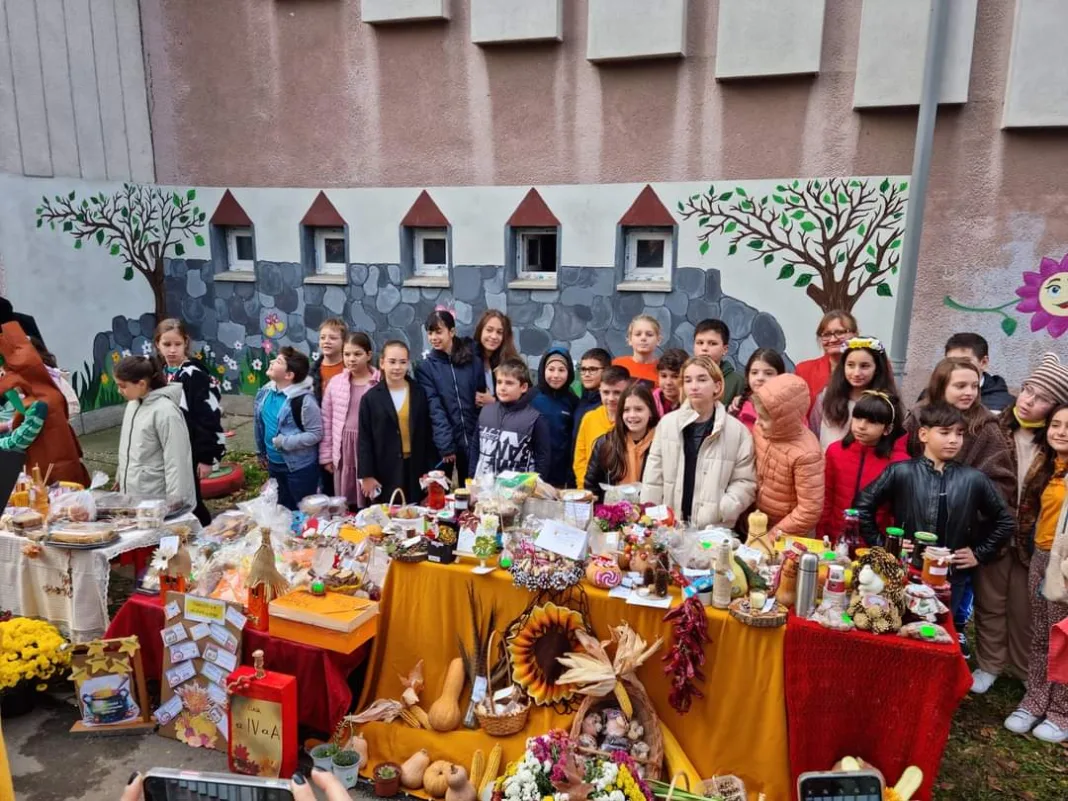 7 noiembrie 2023 a fost o zi de toamnă plină de savoare pentru elevii şi cadrele didactice de la Liceul de Arte „Marin Sorescu“