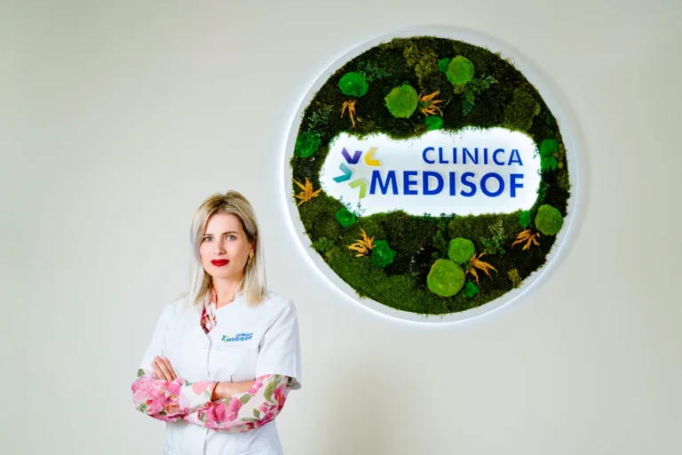 Dermatolog: “Psoriazisul, mai mult decât o boală de piele”
