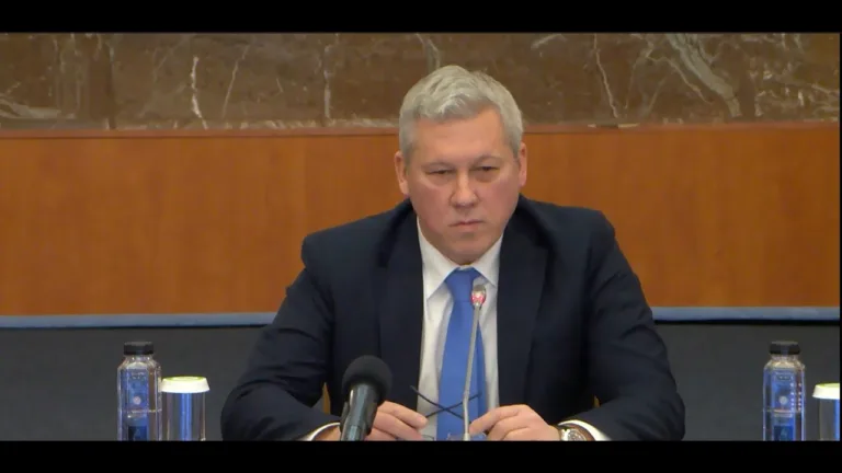 (VIDEO) Comandament de iarnă la MAI: Ministrul Cătălin Predoiu subliniază prioritatea protejării vieții cetățenilor