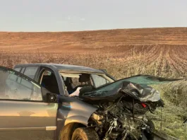 Mehedinți: Un mort și doi răniți după coliziunea dintre două autoturisme
