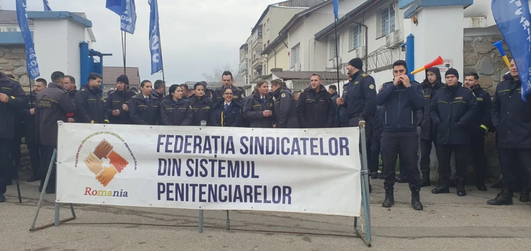 Protest la Penitenciarul Târgu Jiu