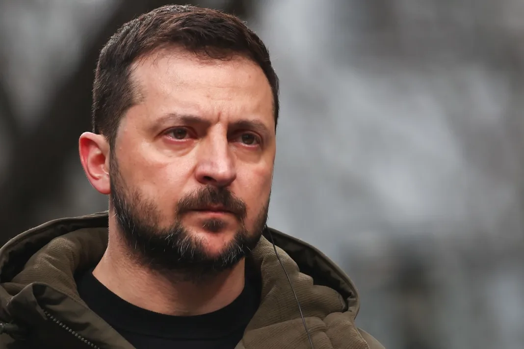 Încrederea ucrainenilor în președintele Volodimir Zelenski a scăzut