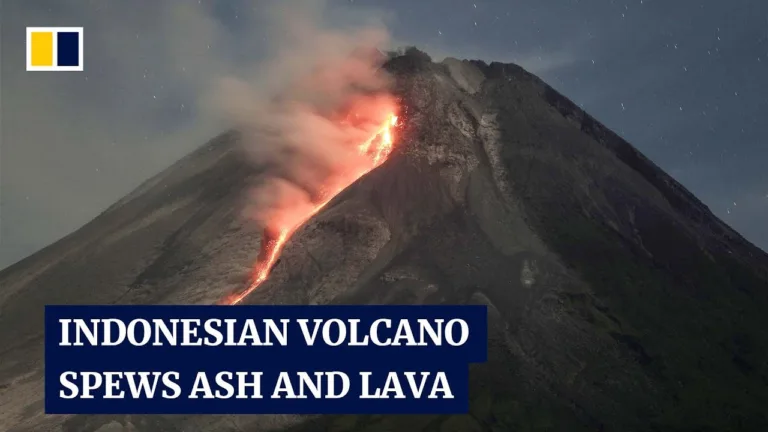 (VIDEO) Vulcanul Merapi a erupt. 11 alpiniști au murit