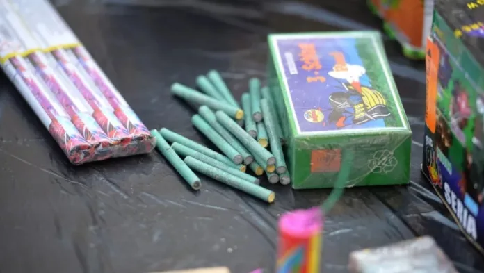 petarde Un italian a rămas fără organele genitale după ce i-a explodat o petardă între picioare