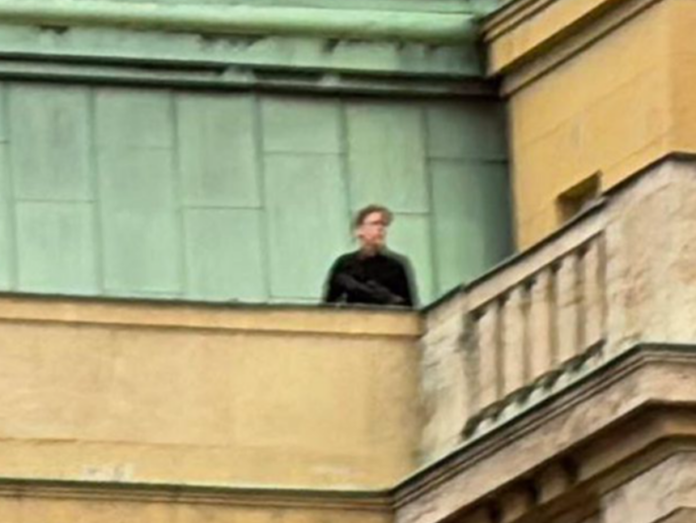 Cel puţin zece persoane ucise şi peste 30 rănite în atacul armat de la Praga