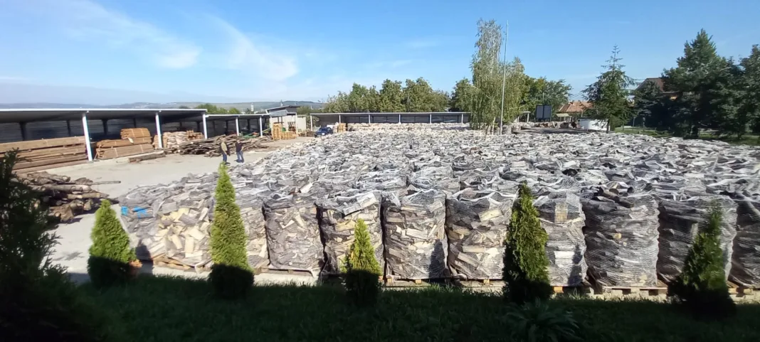 Persoanele fizice pot solicita compensarea sumelor aferente lemnului pentru foc care urmează a fi livrat de ocoalele silvice