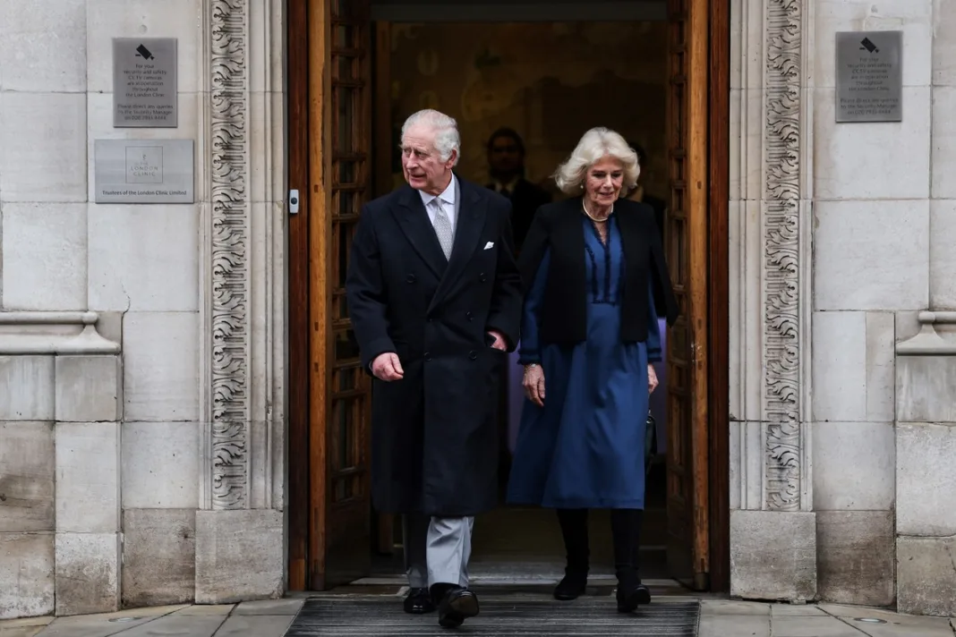 Regele Charles al III-lea, externat de la London Clinic