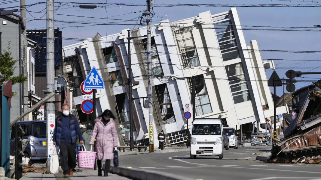 64 de morţi şi peste 300 de răniţi după cutremurul din Japonia