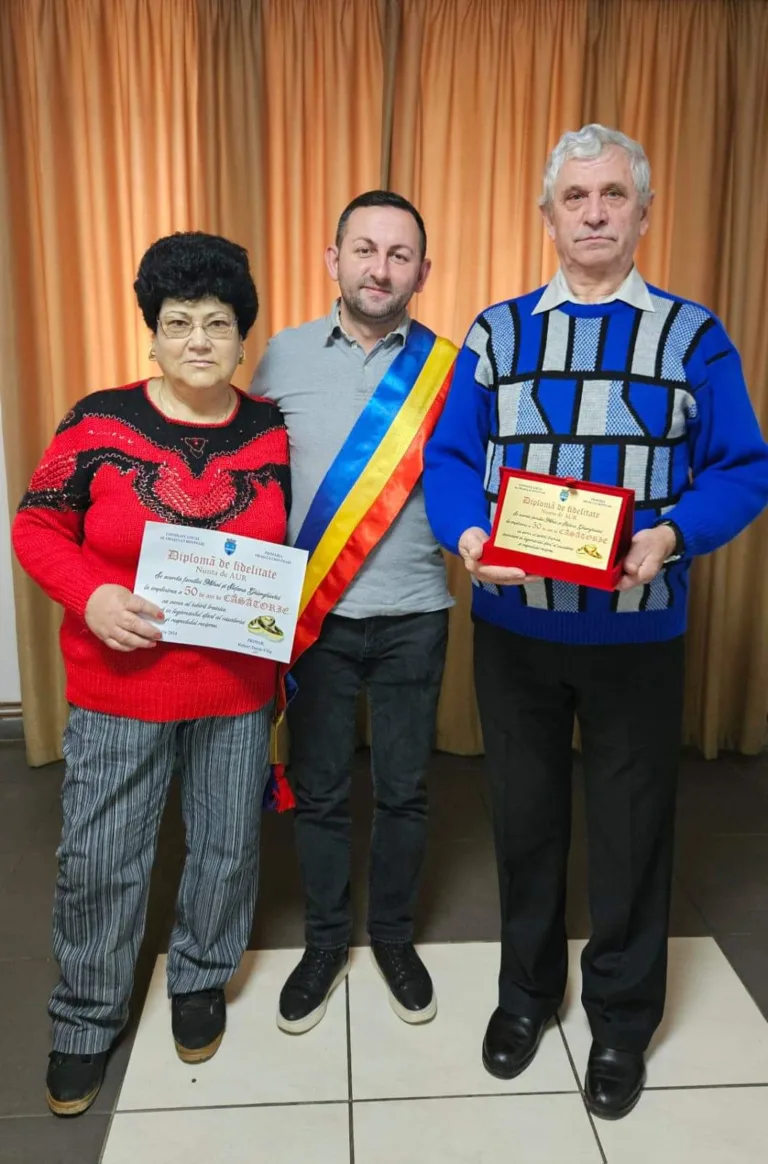 Familie din Rovinari, premiată pentru 50 de ani de căsnicie