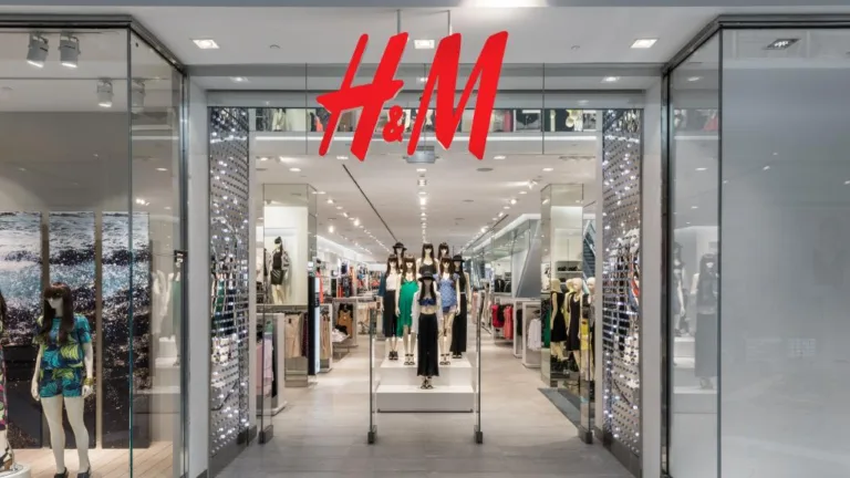 H&M închide 28 de magazine din Spania şi concediază 588 de angajaţi
