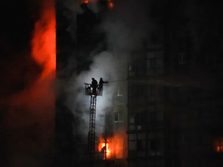Cel puțin șase persoane au murit în explozie