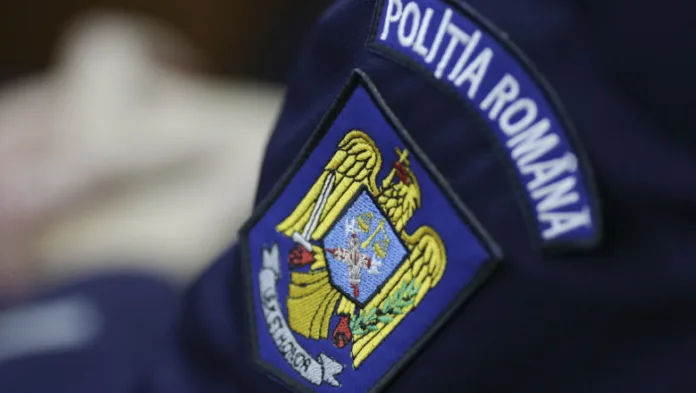 politia Un poliţist a cerut să se pensioneze după doar 5 ani de muncă. A fost prins mergând la serviciu drogat