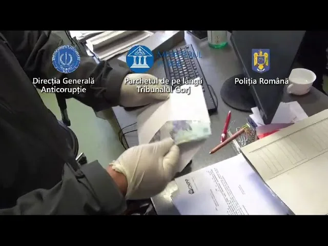 Doi medici, o asistentă medicală și o infirmieră, reținuți în dosarul pensionărilor pe caz de boală