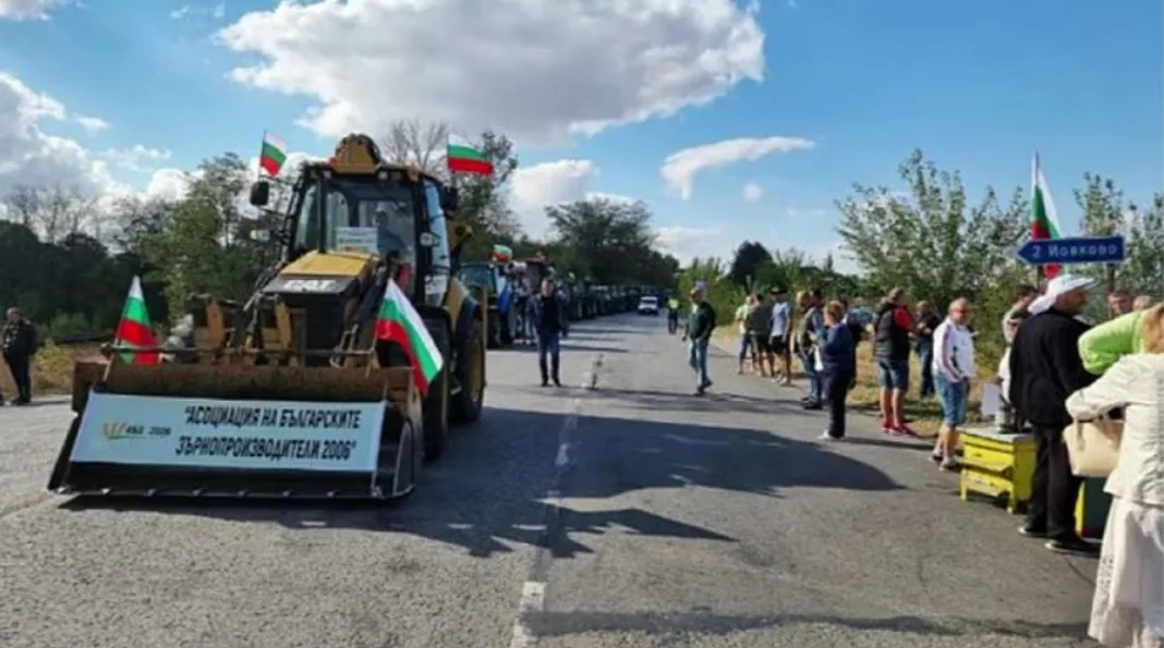Fermierii bulgari protestează la punctele de frontieră