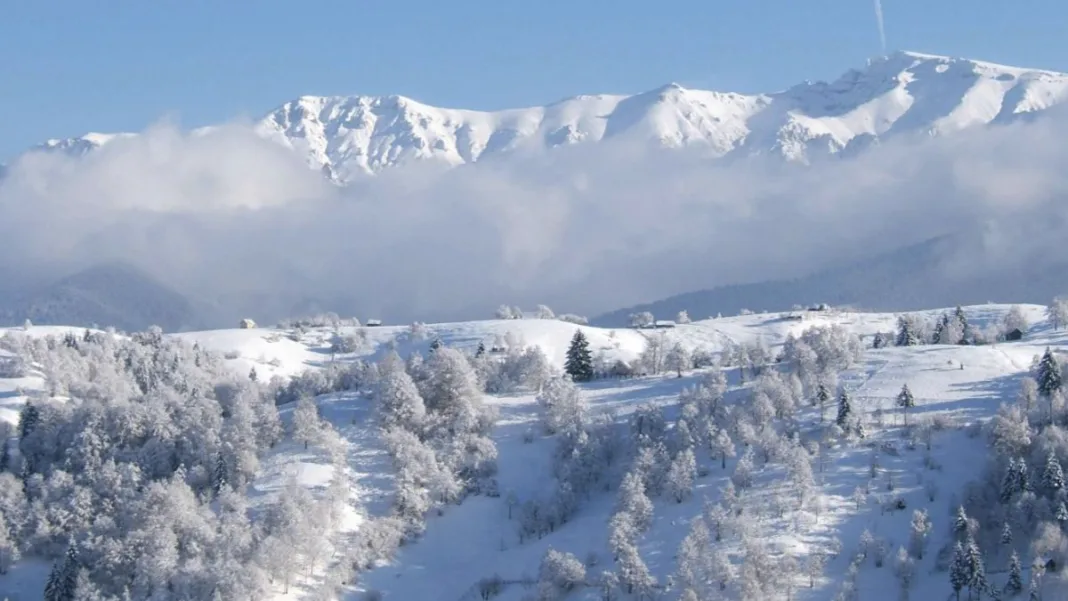 Risc mare de producere a unor avalanşe în Munţii Parâng-Şureanu şi Ţarcu-Godeanu