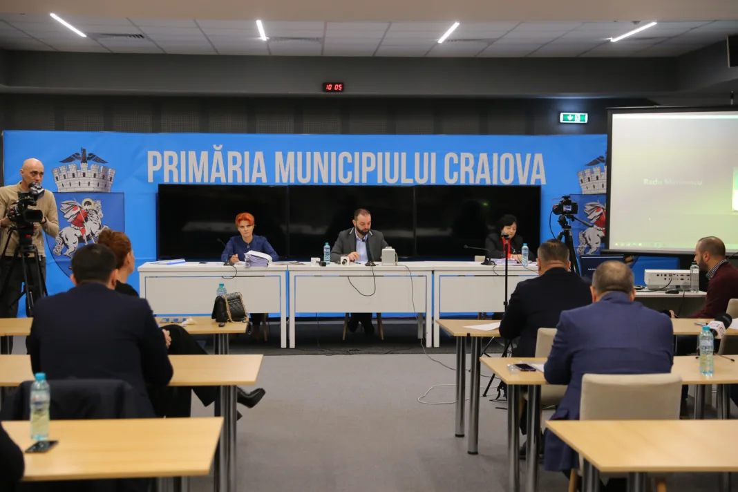 Şedinţa CL a fost prilej de înţepături şi săgeţi legate de campania electorală de la Craiova
