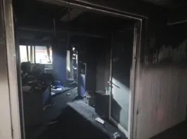 Incendiu la CJAS Vaslui. Camera serverelor s-a făcut scrum