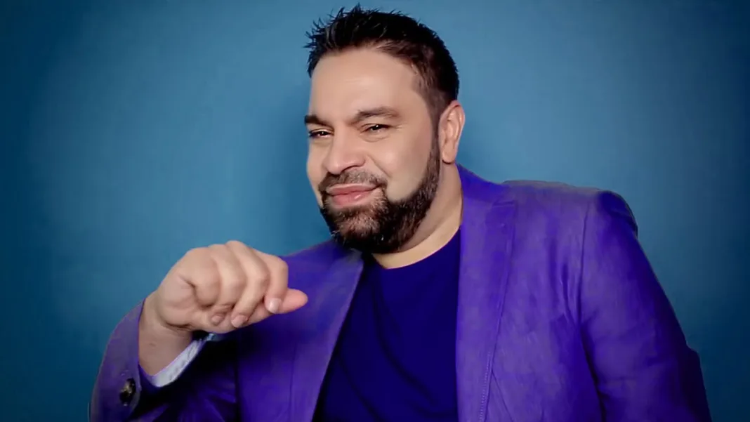 Cântărețul de manele Florin Salam a fost reținut de poliție, astăzi, după ce ar fi fost acuzat de înșelăciune, au precizat surse din cercul său de apropiați.