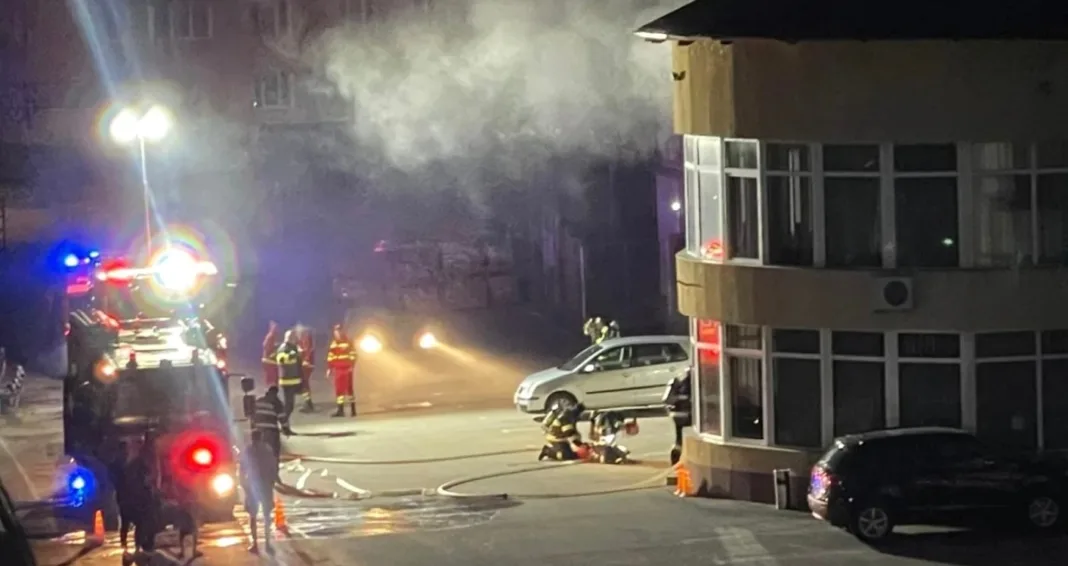 Incendiu la hotelul stadionului din Alba Iulia: mai mulți sportivi se aflau în clădire