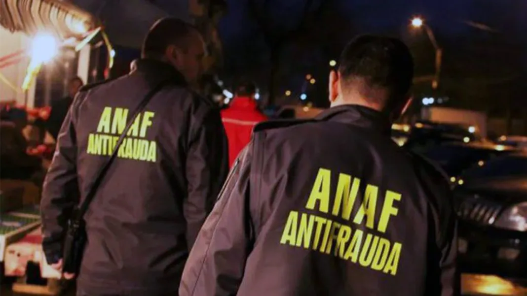 Inspectorii ANAF aflați în control vor avea dreptul să poarte arme