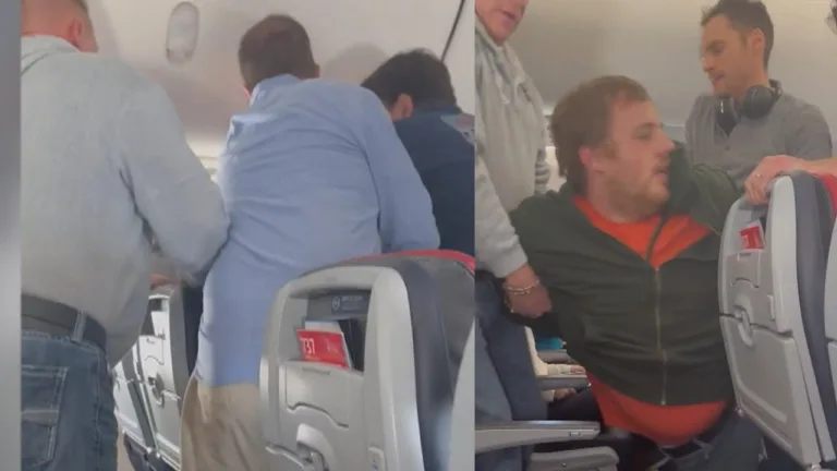 (VIDEO) Un pasager a încercat să deschidă uşa unui avion în timpul zborului