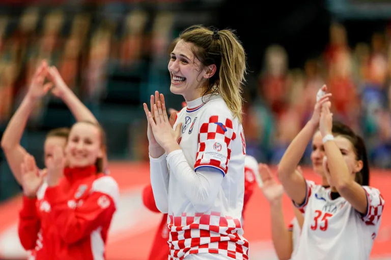 Handbal (f) / Transfer tare la SCMU Craiova! Golgheterul Croației va juca în Bănie
